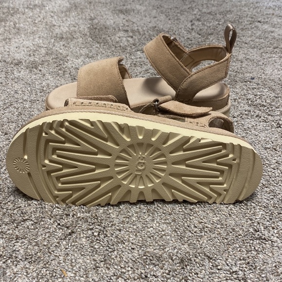 UGG Platform Sandal Tan - Picture 3 of 6